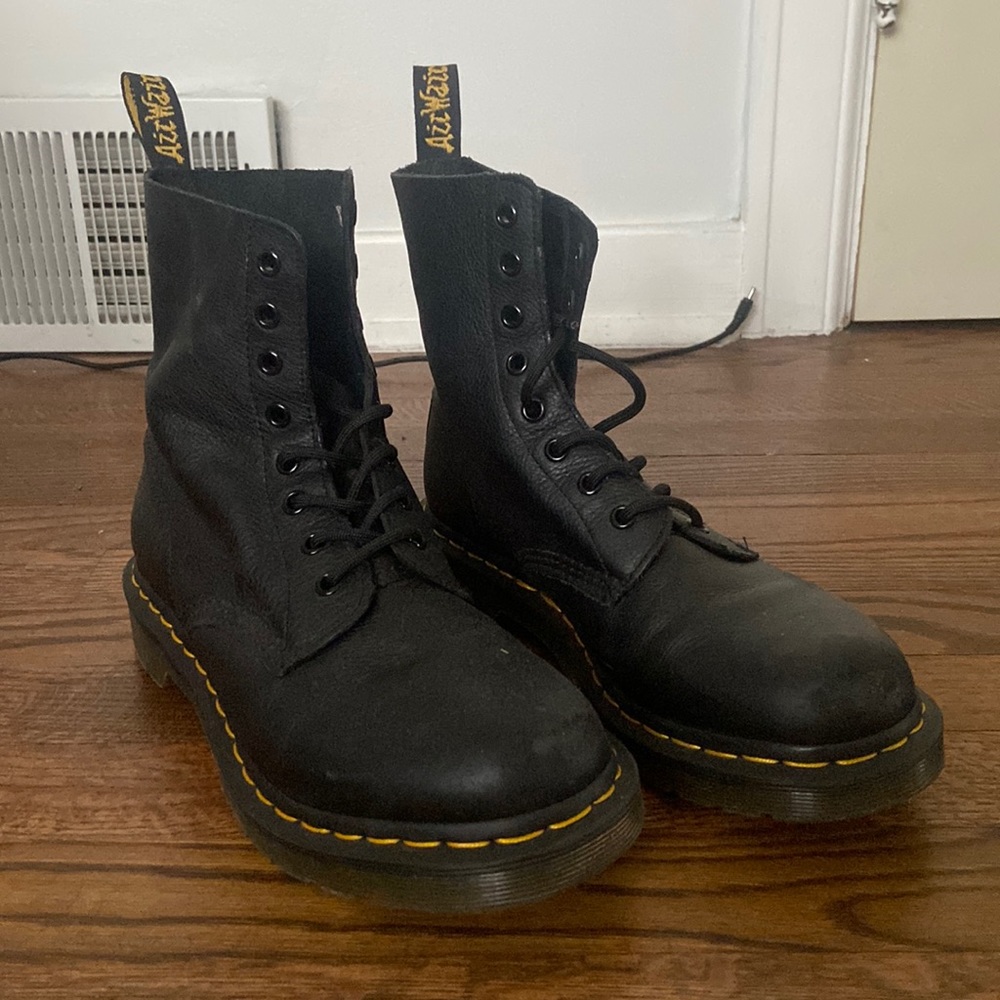 Dr. martens